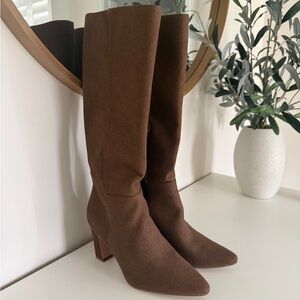 Elegant Brown Heeled Boots
